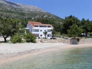 Lägenhet med ett sovrum nära stranden Kučište - Perna