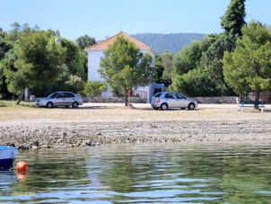 Lägenhet med två sovrum nära stranden Drače