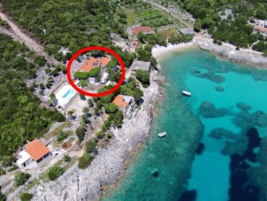 Avskilda lägenheter vid havet Cove Rasohatica