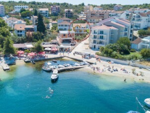 Lägenheter vid havet Okrug Gornji