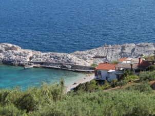 Lägenheter och rum vid havet Cove Zaraće (Dubovica)