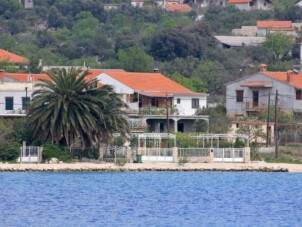 Lägenheter vid havet Vinišće