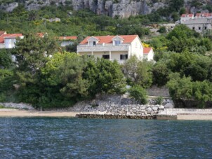 Lägenhet med två sovrum nära stranden Viganj