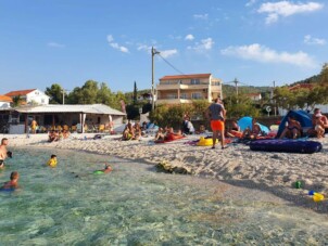 Lägenheter vid havet Arbanija