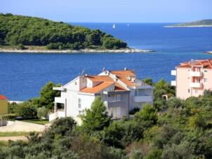 Lägenheter vid havet Zečevo Rtić