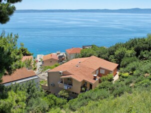 Lägenheter vid havet Podgora