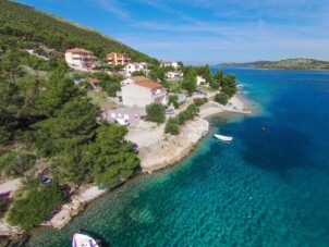 Lägenhet med ett sovrum nära stranden Šparadići