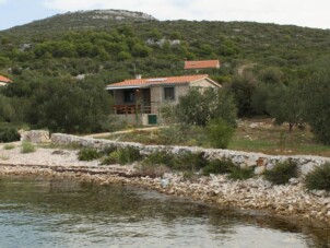 Hus med tre sovrum nära stranden Cove Sveti Ante