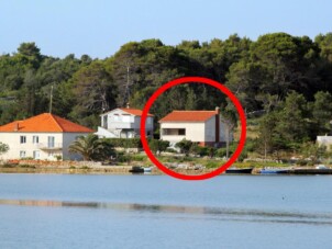 Hus med tre sovrum nära stranden Veli Rat