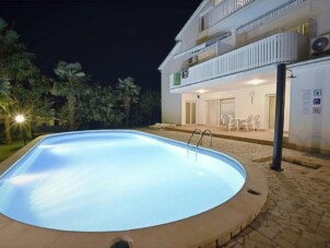 Familjevänliga lägenheter med pool Poreč - 6983