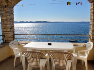 Lägenhet med ett sovrum nära stranden Kožino