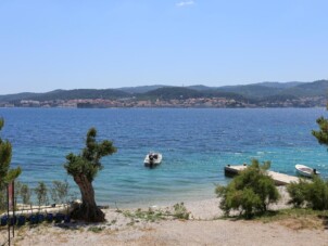 Lägenhet med två sovrum nära stranden Kučište - Perna