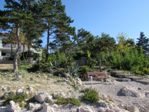 Lägenhet med två sovrum nära stranden Šilo