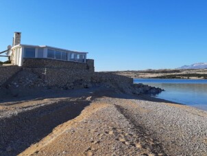 Hus med ett sovrum nära stranden Cove Prnjica