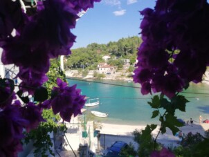 Lägenhet med två sovrum nära stranden Rogač